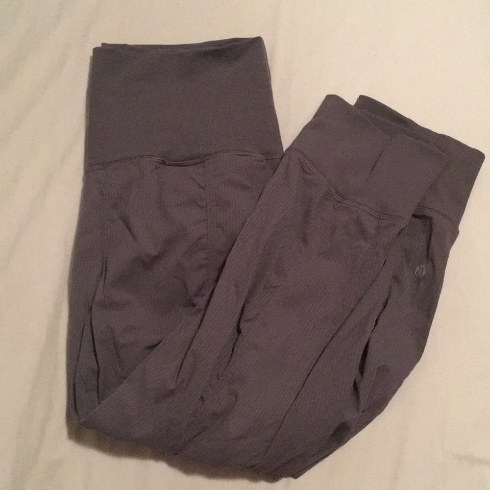 Lululemon Influx Crops Size 8